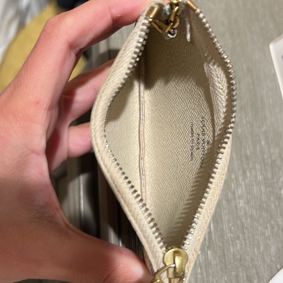 Louis Vuitton Damier Azur Key Pouch - Picture 2 of 3